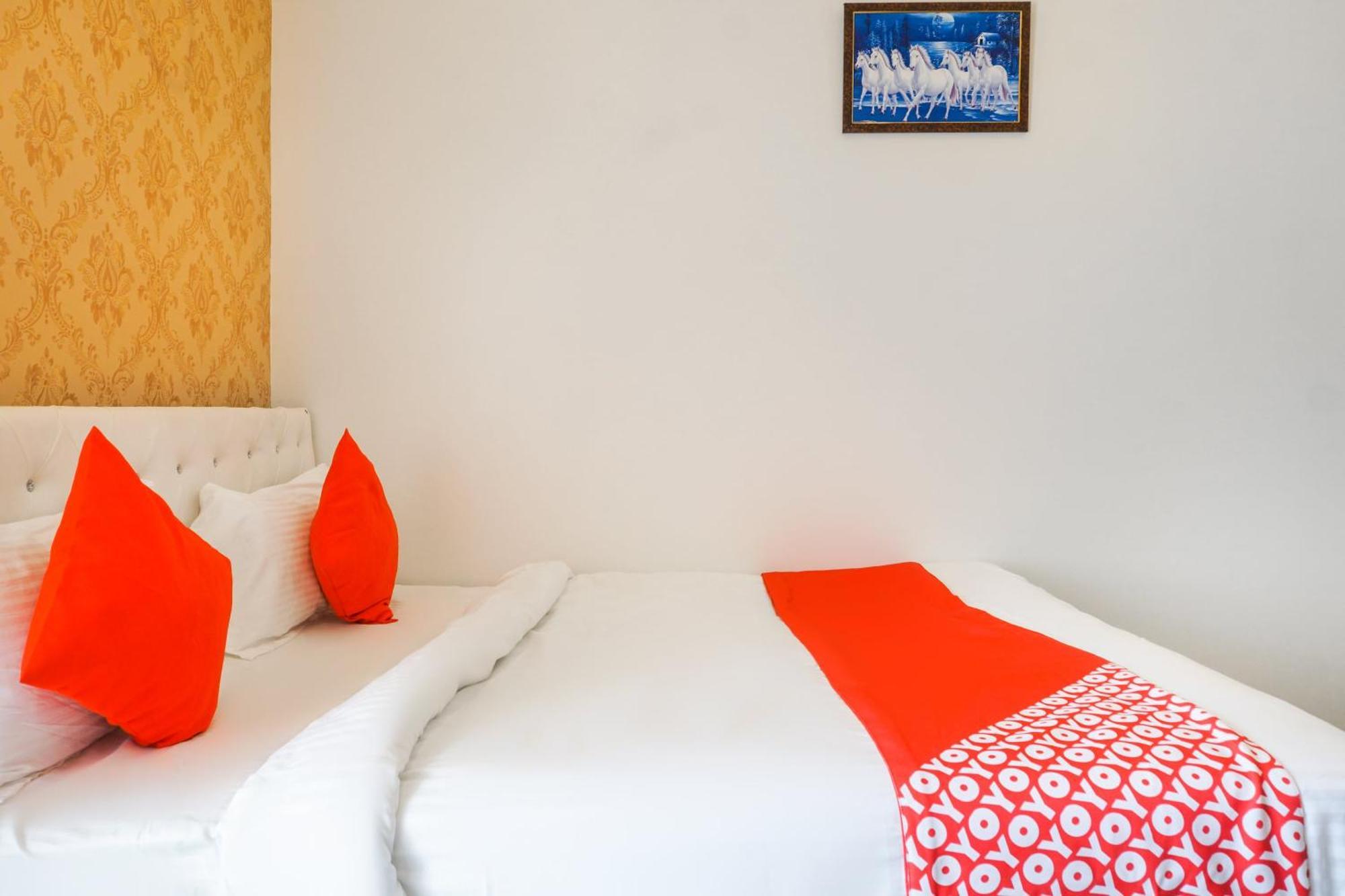 Hotel O Nitya Executive Phursungi Zewnętrze zdjęcie